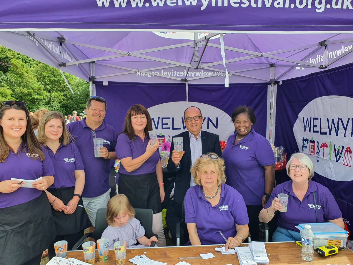 tony_kingsbury's tweet photo. Great @FestivalWelwyn this year! So much to see and a fantastic atmosphere. Glad to have been able to provide some support and grab a picture with the hard working team. https://t.co/O3eJ3ZJ4Ba