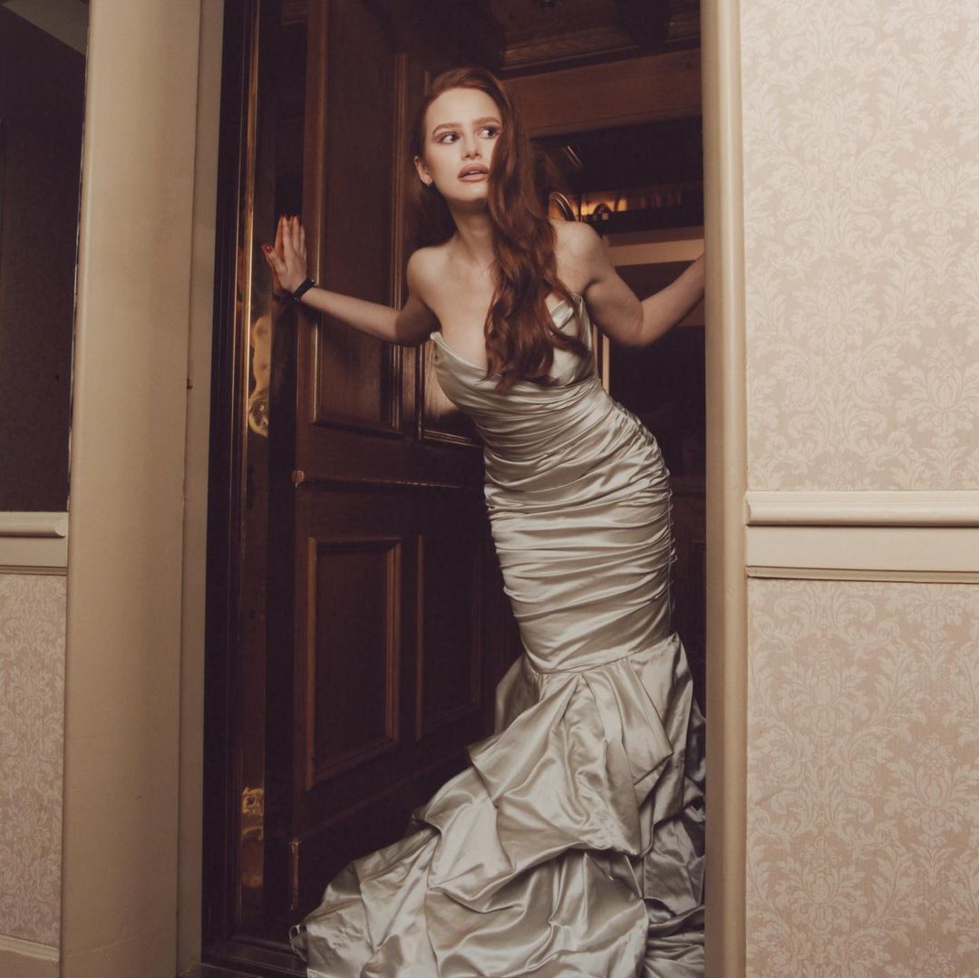 rxgingfire's tweet image. ㅤㅤㅤㅤㅤㅤㅤㅤㅤㅤㅤ.  +  　 ✵  . * 
ㅤㅤㅤㅤㅤㅤㅤㅤㅤㅤㅤㅤ✦  ✺ 𝐌 𝐀 𝐒 𝐐 𝐔 𝐄 𝐄 𝐑 𝐀 𝐃 𝐄