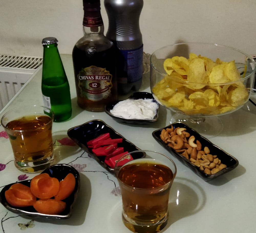 Bugün kutsal gunmus hadi kutsayalim o halde  😘