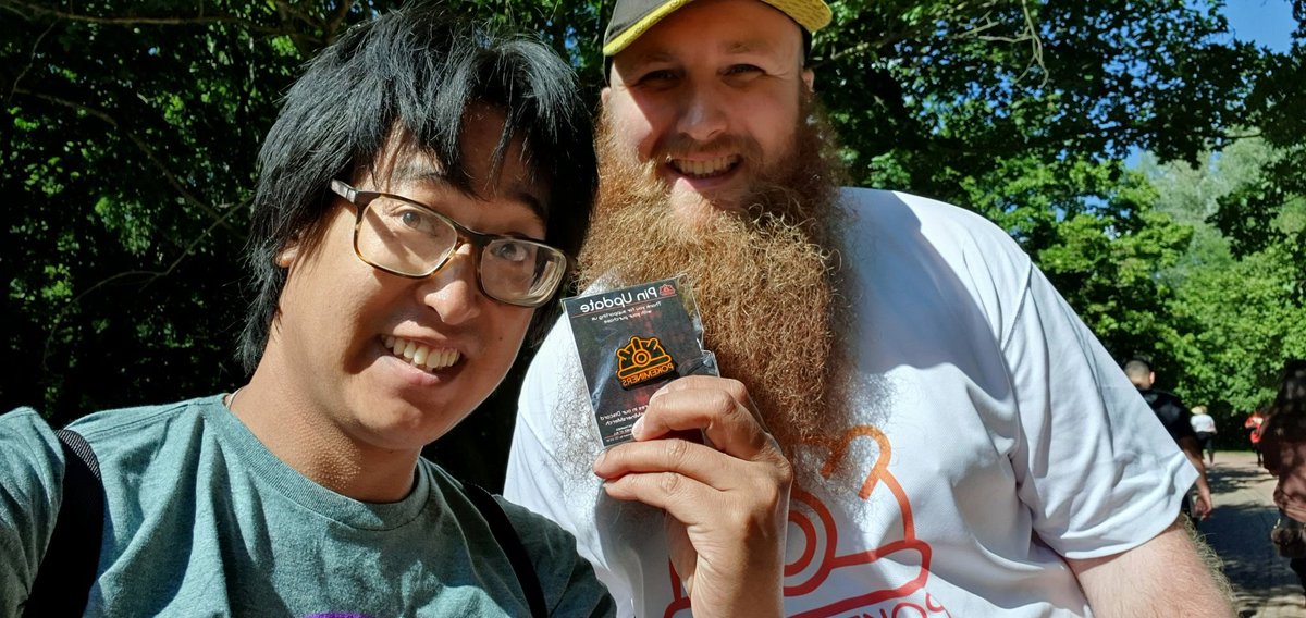 pokemongobefr's tweet image. But who is it?
 @poke_miners 🤗
#PokemonGOFest2022