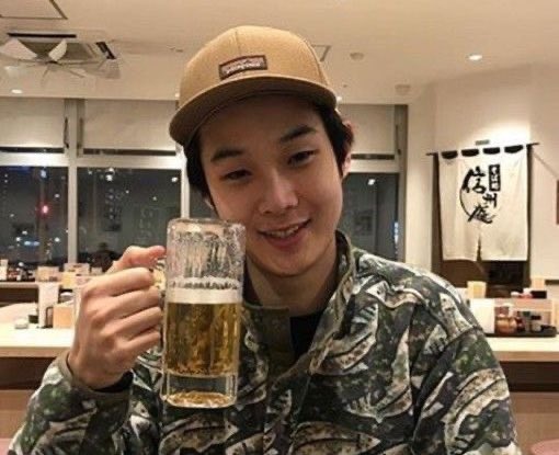wooshikfiles's tweet photo. date nights with wooshik https://t.co/gfARNLRFov
