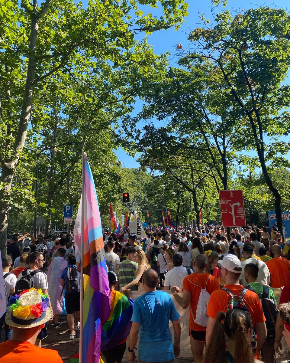 michele_bravi's tweet photo. #MilanoPride2022
🏳️‍🌈 https://t.co/NeViUjN6dp