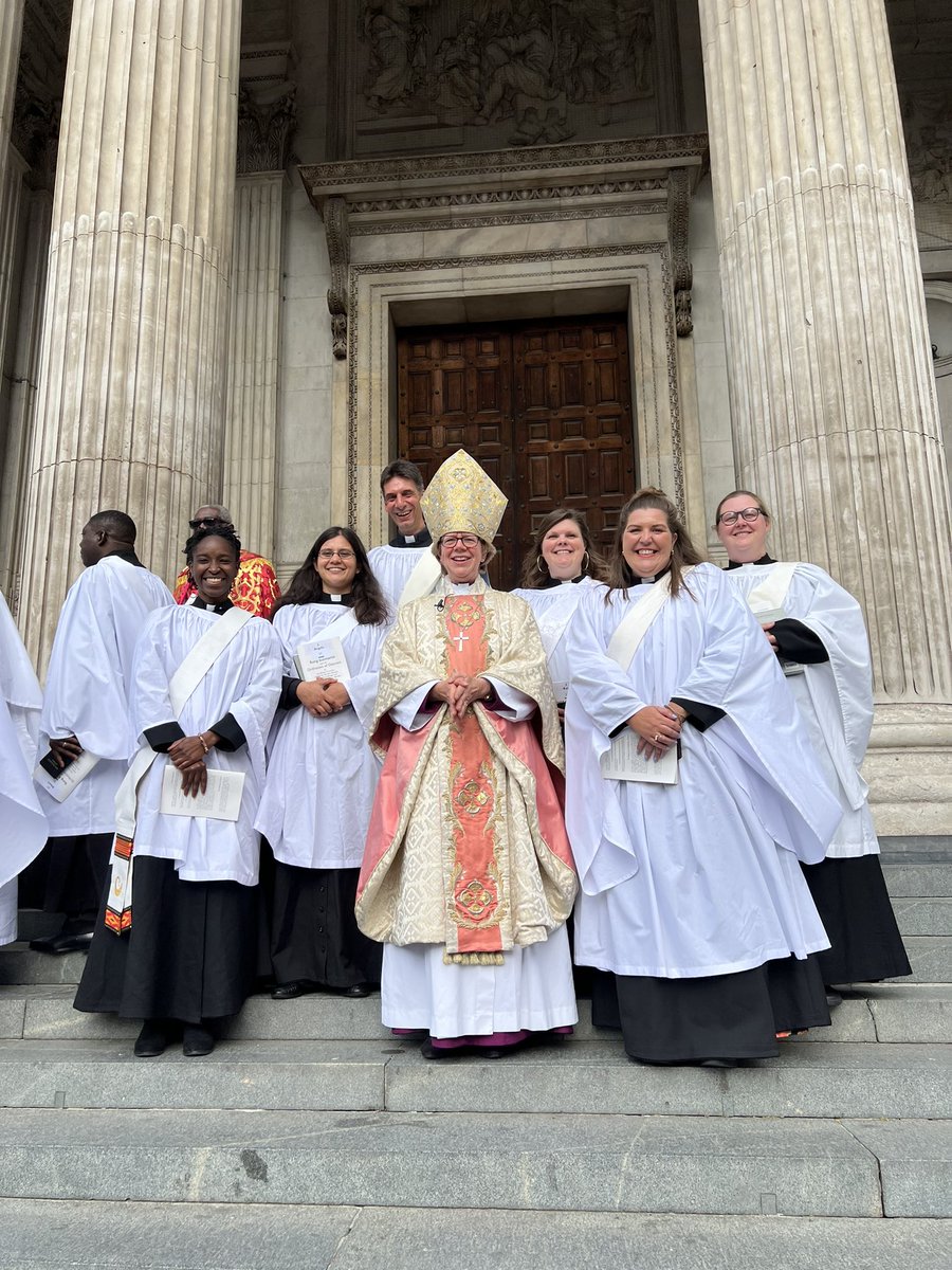 Six new deacons @area_two @dioceseoflondon