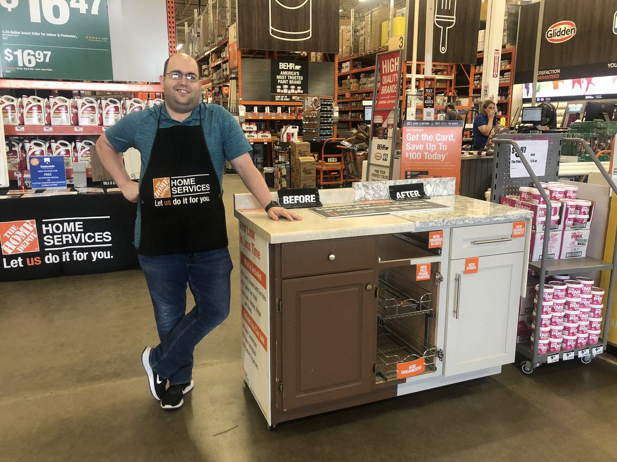 AlfredG505's tweet photo. 🎇🎇4th of July weekend🎆🎆 we have everything here from HVAC to windows to countertops and more!!!! Team 505 is ready to make your house a home https://t.co/3I4kvtv6oD