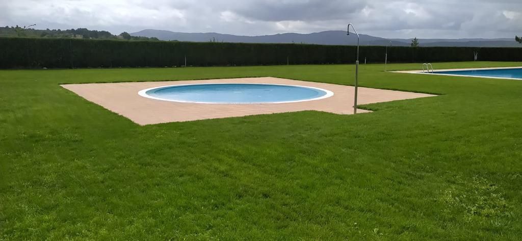 Los días de calor, por que no pasarlos en nuestra piscina municipal. Animaros y disfrutar.
###########################################
Os días de calor, por que non pasalos na nosa piscina municial. 
Animánevos e disfrutade