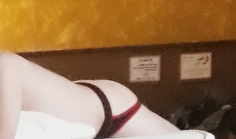 DFafim's tweet image. Alguém aí gosta de ficar por cima e enfia tudo?