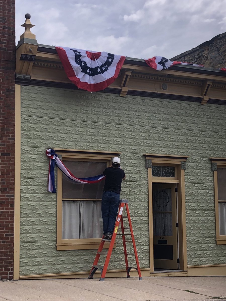 Susan Bence tweet media