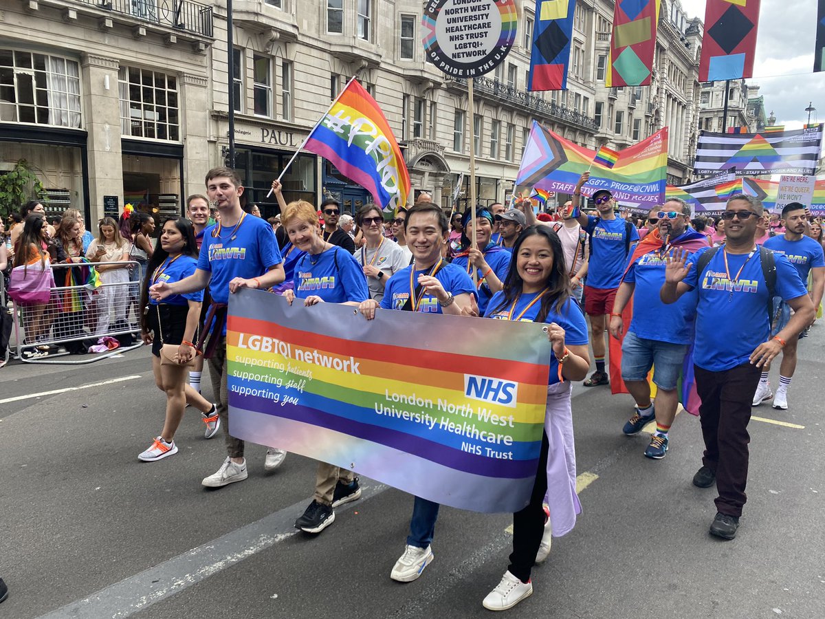 Happy to march with other #NHS trusts to show our pride! <a href="/CNWLNHS/">CNWL NHS FT</a> <a href="/westlondonnhs/">West London NHS Trust</a> #PrideInLondon