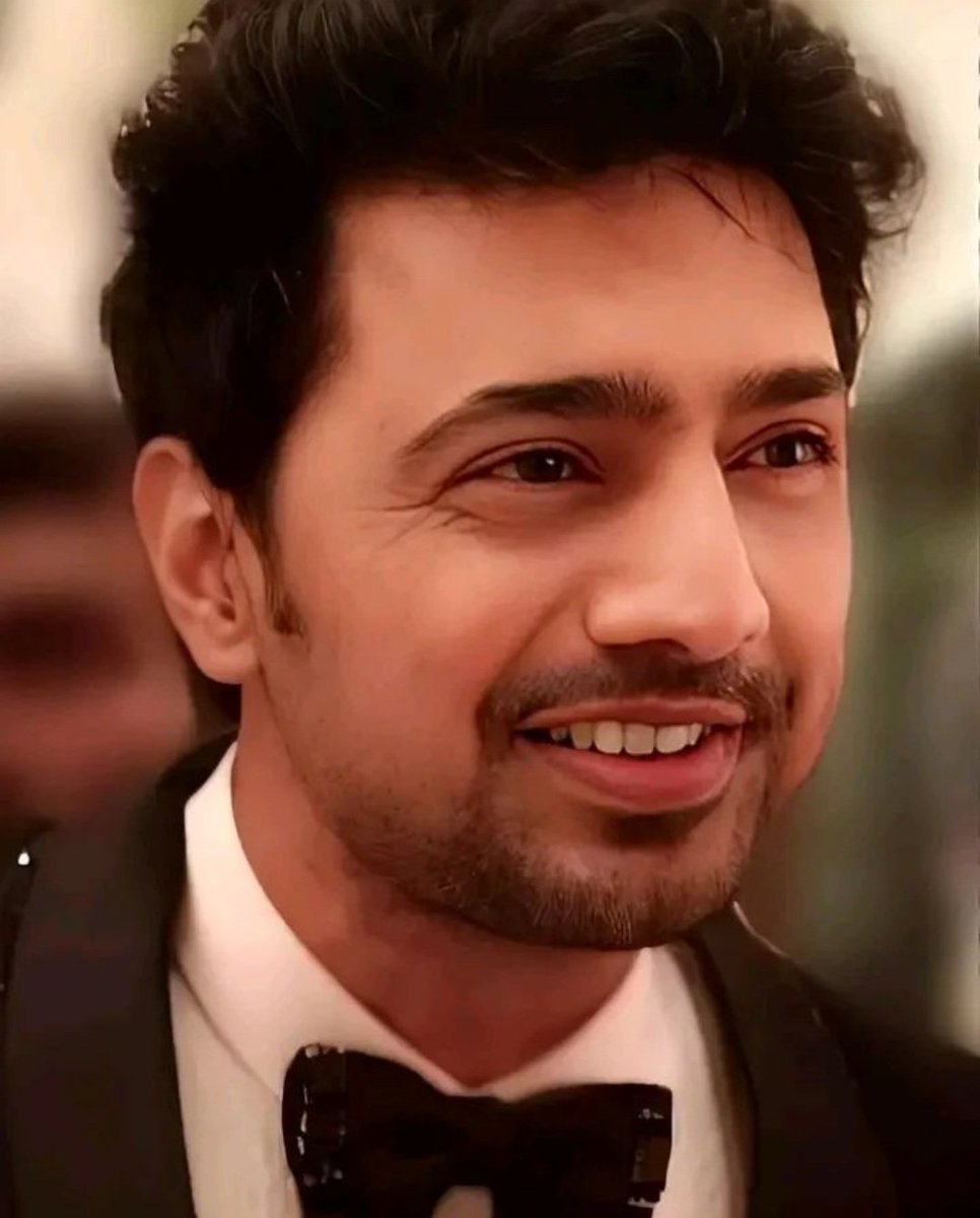 DeebaDev's tweet photo. I love u my dream husband @idevadhikari 😘😘 https://t.co/j284nhzBIk