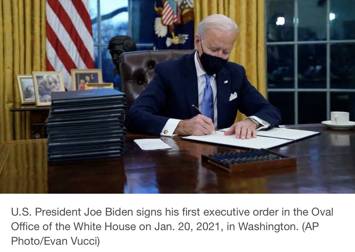 JonnyRoot_'s tweet image. Gas prices rose the moment you signed this executive order on day 1, Mr. President… The problem isn’t Russia, Russia, Russia. It’s you, you, you.