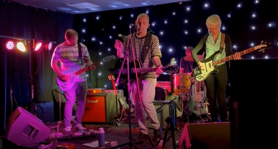 A little clip of something from our forthcoming album, filmed last week at our @BaseCampBoro gig with @SoundsofWARD #LivingTheDream youtu.be/jL_KN8YuLYg