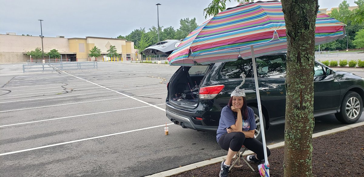 NU1U_ant's tweet image. Thanks to all that shopped with Bean @KC1MEB and I this #WMPLOTA contest.

Incoming rain and thunderstorms mean we ended the rove.

73. We had a freaking blast.