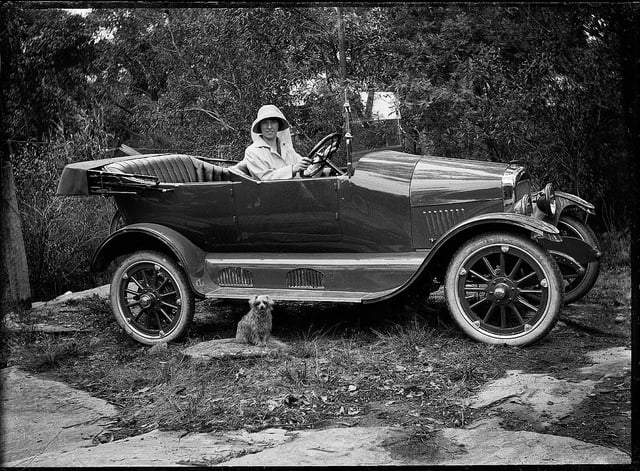 hbaskas's tweet photo. Such a fun story to work on. The memories shared in this story may resonate with you, amuse you, or inspire you to get in your car. Feel free to add your own.
Nostalgic Icons of Road Trips https://t.co/j6rVroNexX
#RoadTrips #Summer #CarTrips https://t.co/MpbieH1Ih5