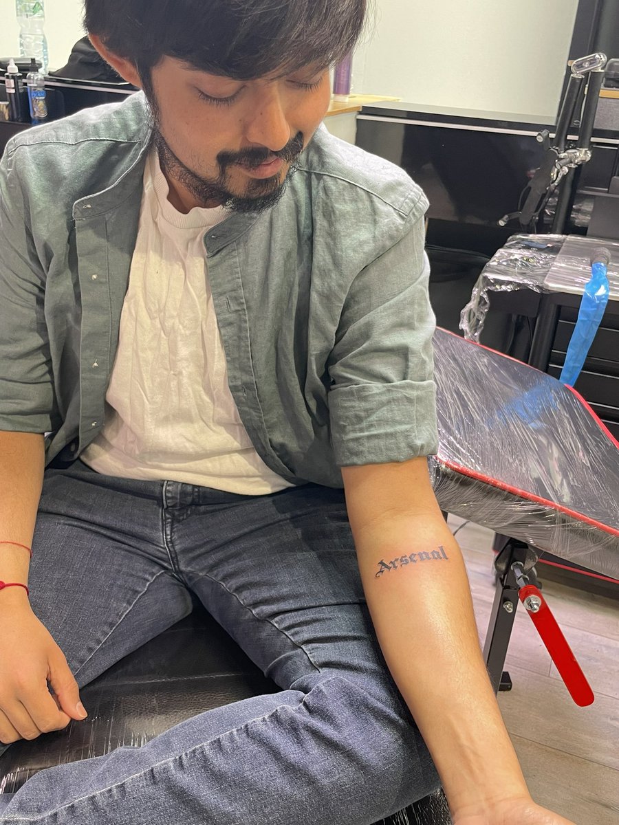 sagarmshah11's tweet photo. .@Arsenal I got a tattoo before you announce Jesus!
#arsenal #gabrieljesus #AnnounceJesus https://t.co/U83zJjdOLp