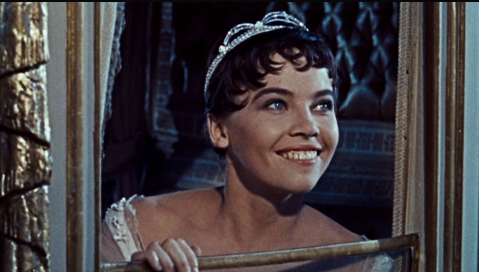 Happy Belated Birthday to Leslie Caron! 91 yesterday 