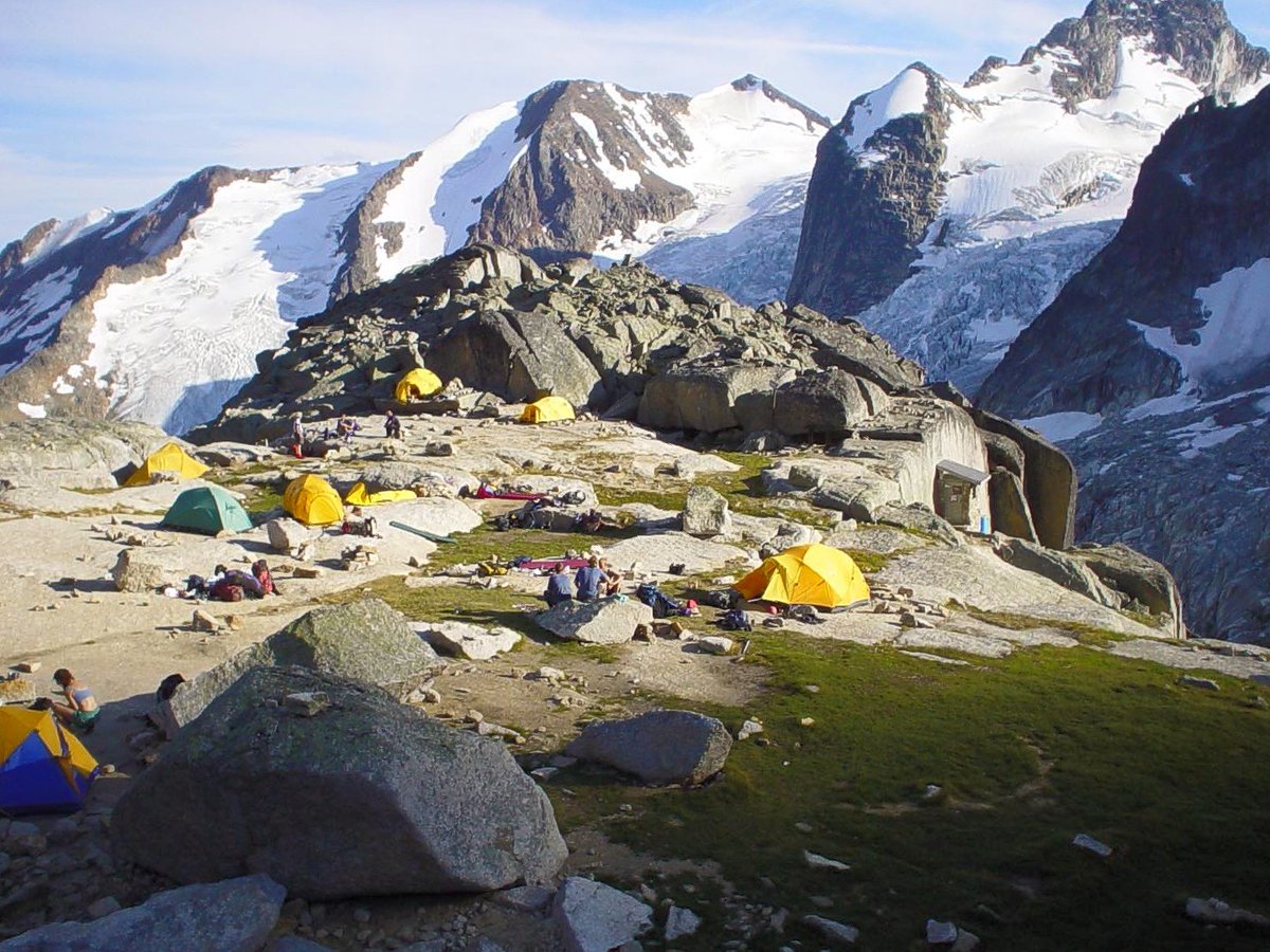 scoutscanada's tweet photo. Camping in the #Bugaboos🤩 🏔️
Shoutout to Scouter Teresa for taking our fun "Must-See Campsites in Canada" survey & sharing this epic campsite!
Take the survey by July 10👇
https://t.co/Dah1lbvfM0
Help Canadians adventure with confidence & the right information to be prepared. https://t.co/aUaNBWcbXy