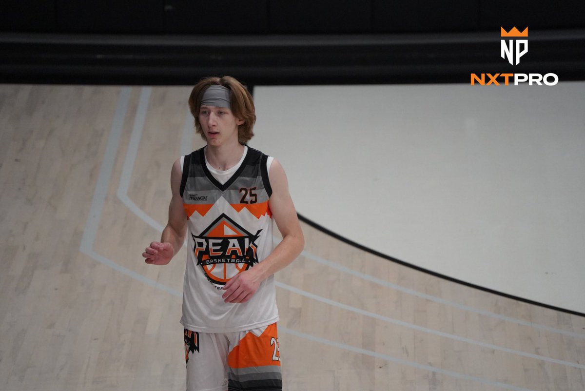 NXTPROWEST's tweet photo. 2025 Gs Eric Rubin and Tate Williams have stood out today for @PeakBasketball.

Like Rubin’s craftiness and handle from the lead guard spot. Williams has a solid frame, is a functional athlete and has impressed w/ his vision as a passer on the move.

@Eric_rubinn https://t.co/ocnIh0xLG4
