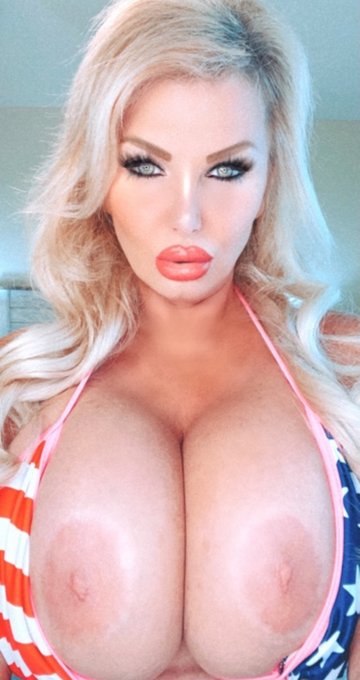 taylor_x_white_