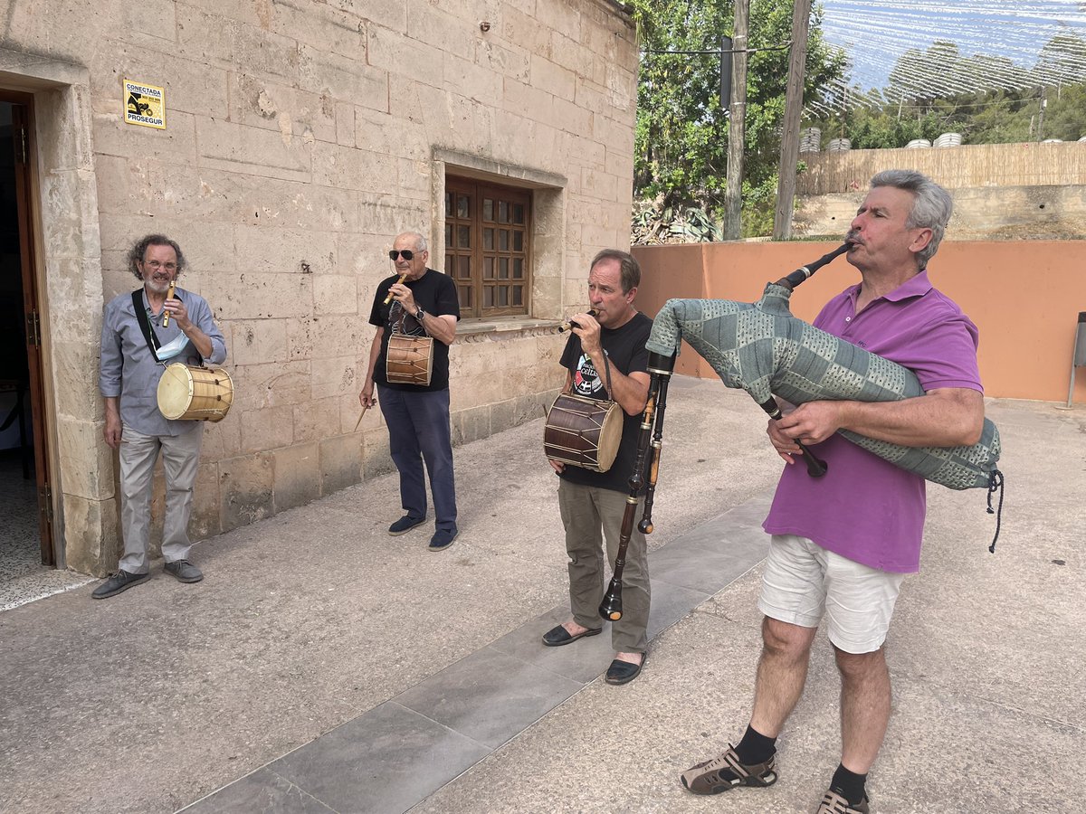 AiresPla's tweet photo. Trobada de Xeremiers organitzada per @AiresPla  de #Marratxí https://t.co/HcvKrcqY1T