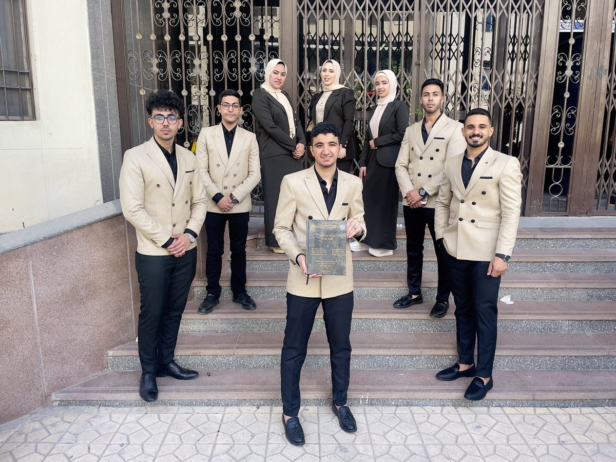 M7meed_zakariia's tweet photo. Here we are now done.🎓👀 https://t.co/FDZzKMLmQB