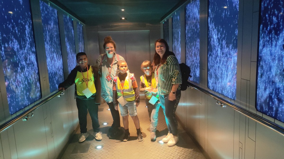 MariolaBPS's tweet photo. I am in a hurry to show you how busy our last days before summer were.
Trip to Dynamic Earth https://t.co/HkewMaLPO0