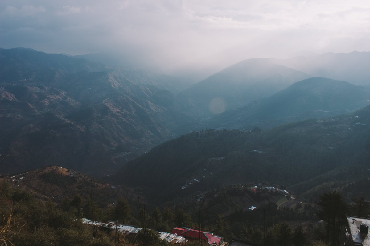 AnuragDeo8's tweet photo. Shimla - 2019 ❄️🏔️ @Canon_India #travel #throwbck https://t.co/swEs8APcFr
