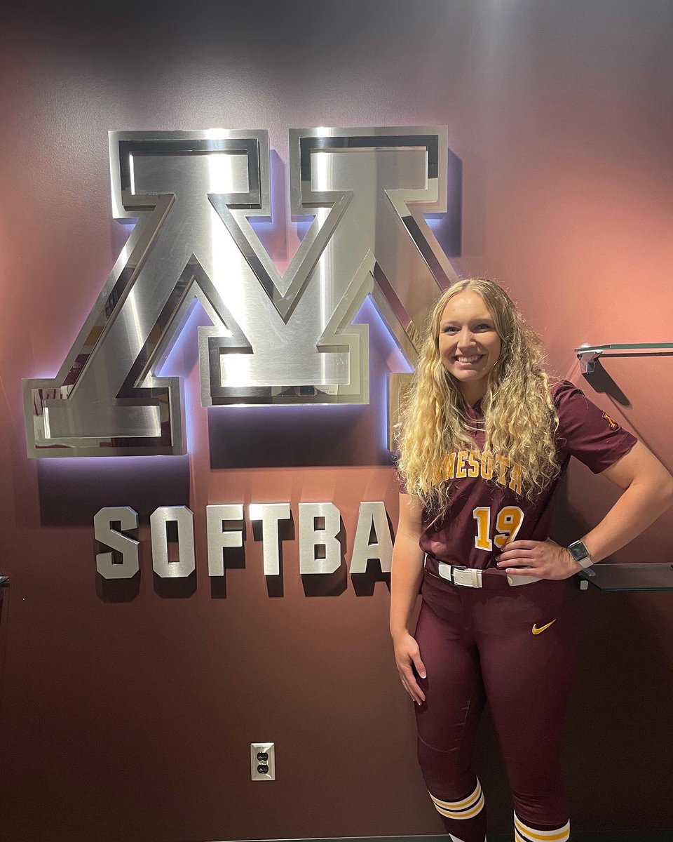 HambrickJacie's tweet photo. Ready for the future, thankful for the past. Headed to the Upper Midwest! See you soon University of Minnesota〽️ #gogophs @GopherSoftball https://t.co/dtqC6sxLlX