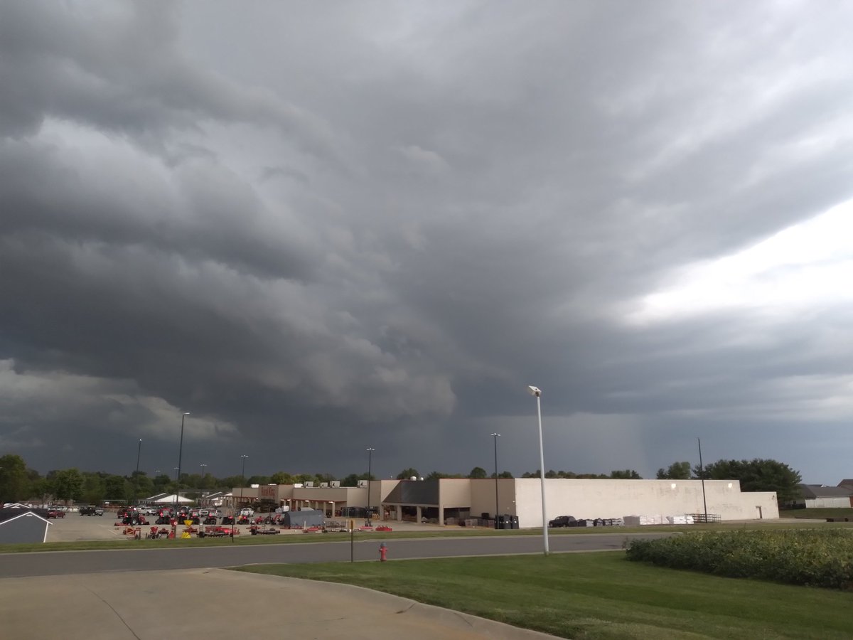 DotyMichell's tweet photo. @Weathergeek051 https://t.co/osFjuTU5FB
