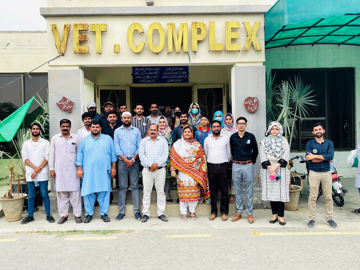 savers_uvas's tweet photo. A short tour to SAFARI ZOO was done by all the members. In the end, there was an open discussion about ideas and its implementation for conservation of wildlife. Maintaining its legacy, SAVERS participated enthusiastically and played a significant role in Wildlife Conservation. https://t.co/yIpKn179Le