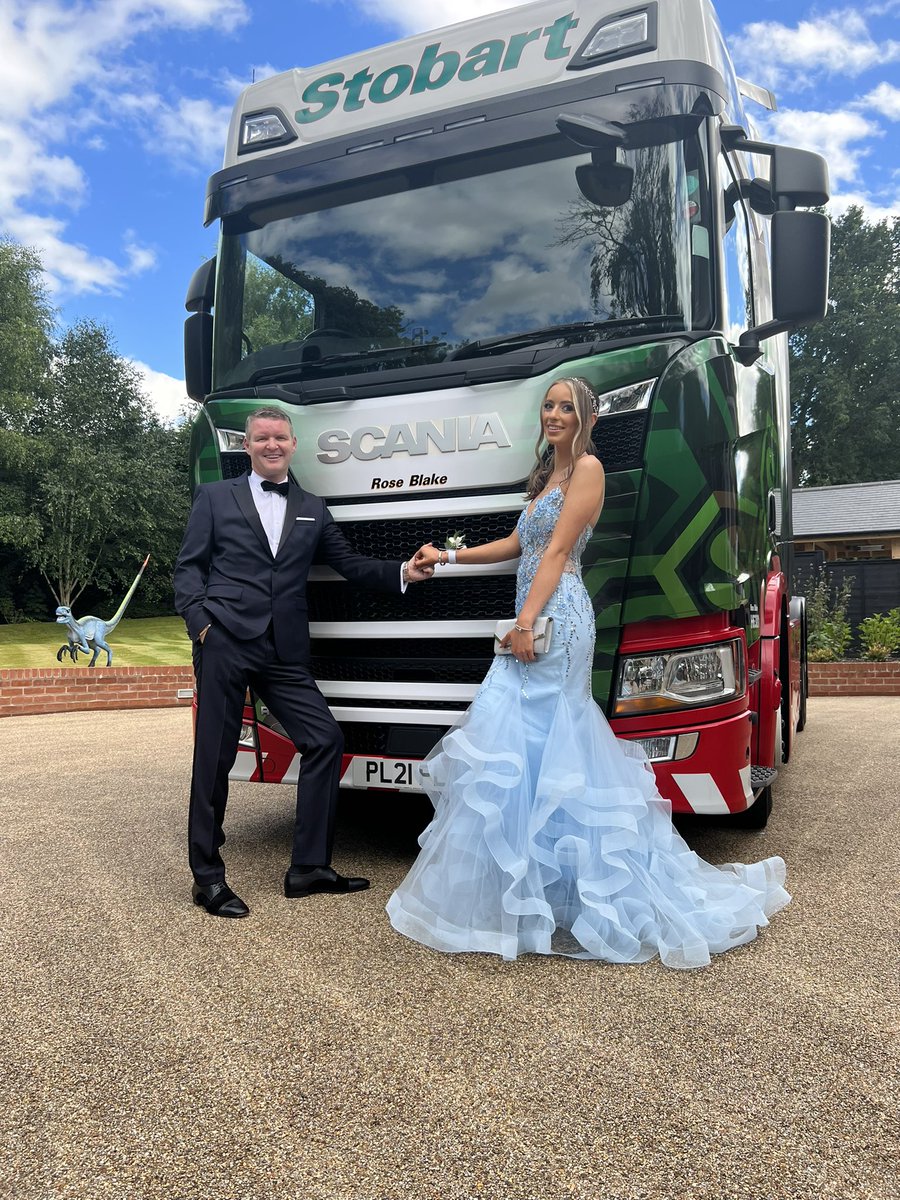 Extremely proud to be transporting my daughter to her prom in a Stobart unit. She has achieved so much as has the rest of the class of 2022 despite the challenges faced due to the covid pandemic. Congratulations to the youth of today 🚛👍🏻❤️