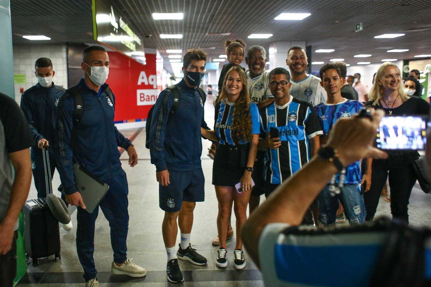 Grêmio já está em Salvador para o duelo diante do Bahia