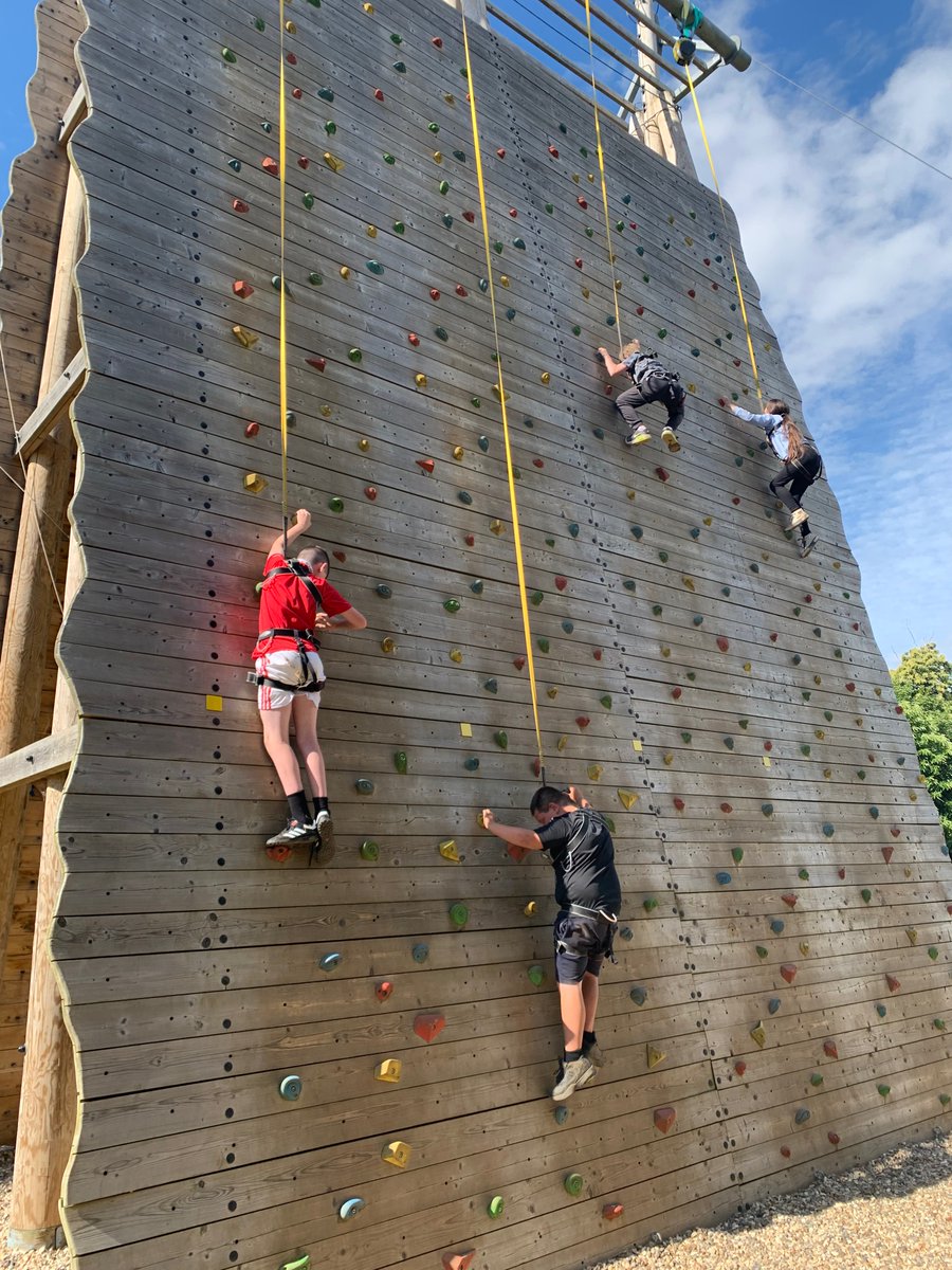 NorthlandsPri's tweet image. Nothing can stop us - we’re heading straight for the 🔝 
#reachforthestars
#pushyourself
#justonemorestep
#teambalders
#hopkinsonsheros