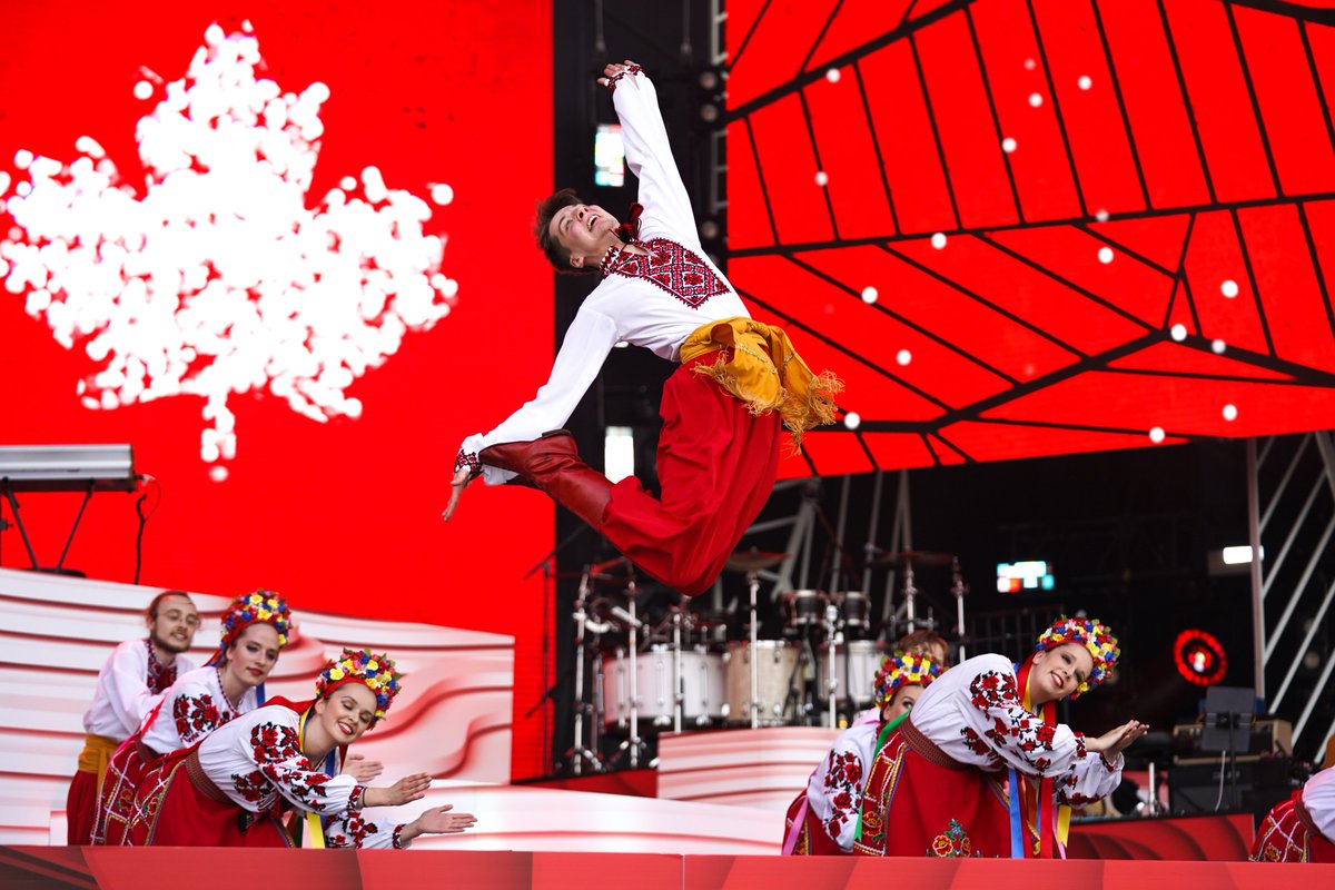 Hope everyone had a happy Canada Day! We sure did 🇨🇦🇺🇦

📍 Canada Day main stage, LeBreton Flats, Ottawa
📷 Finn Long

#svitanokdance #CanadaDay2022