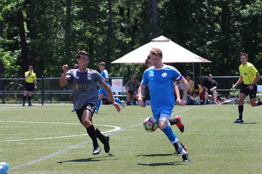 MichaelBattista's tweet photo. While the historic New York Pancyprian-Freedoms fell in the #EPSL finals, a fresh faced Queensboro FC II won #UPSL hardware. Plus #RBNY's hopes to host the #USOC2022 Final rest in a lower division side.
Lower League Round-Up on @Once_A_Metro: https://t.co/YF65QC2UoD
#QBFC https://t.co/pgUhby3qbc