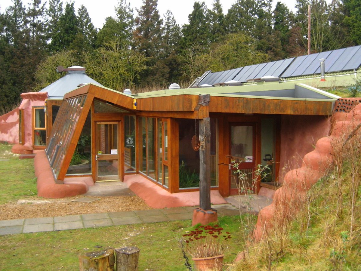 siighchedelic's tweet image. girls don’t want much we just want to live off the grid in sustainable 70s earthship homes like little hobbits