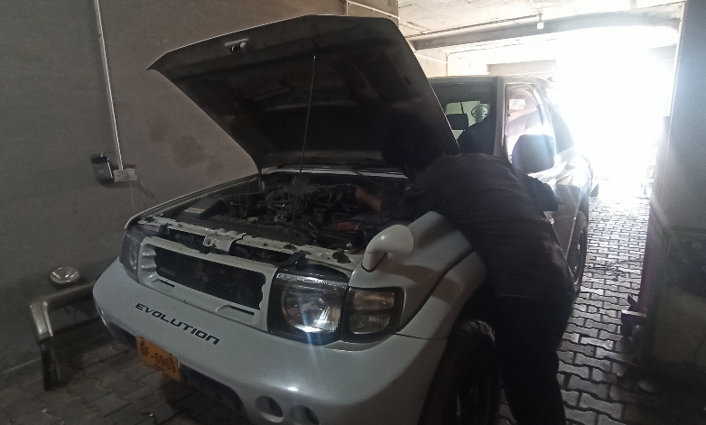 Project11_pk's tweet photo. Mitsubishi Pajero Evolution maintenance works

#mitsubishi
#pajeroevolution
#EVO https://t.co/BjWKxhPs2q