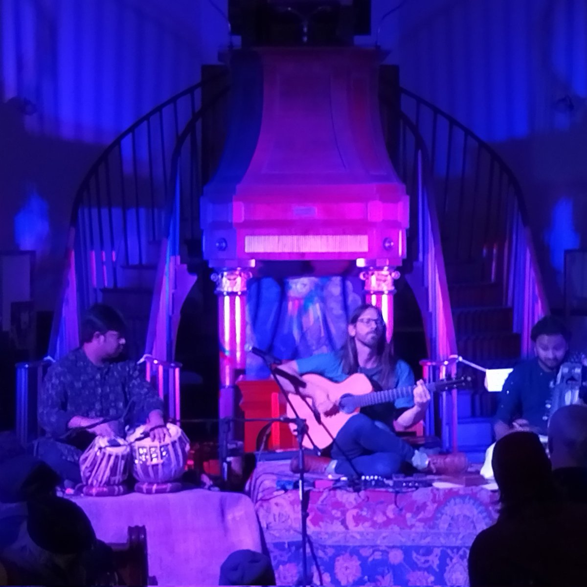 Lauren Mulcahy tweet media