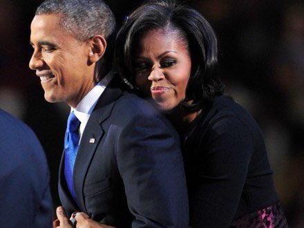 AuthorJoeNBrown's tweet photo. Time for some Obama Love 💙. #LoveTheObamas #ObamaLove 💙#ObamaCares #ObamaHug #LoveObamas 💙#LoveStory #Obamas 💙 https://t.co/6ehmDnVa83