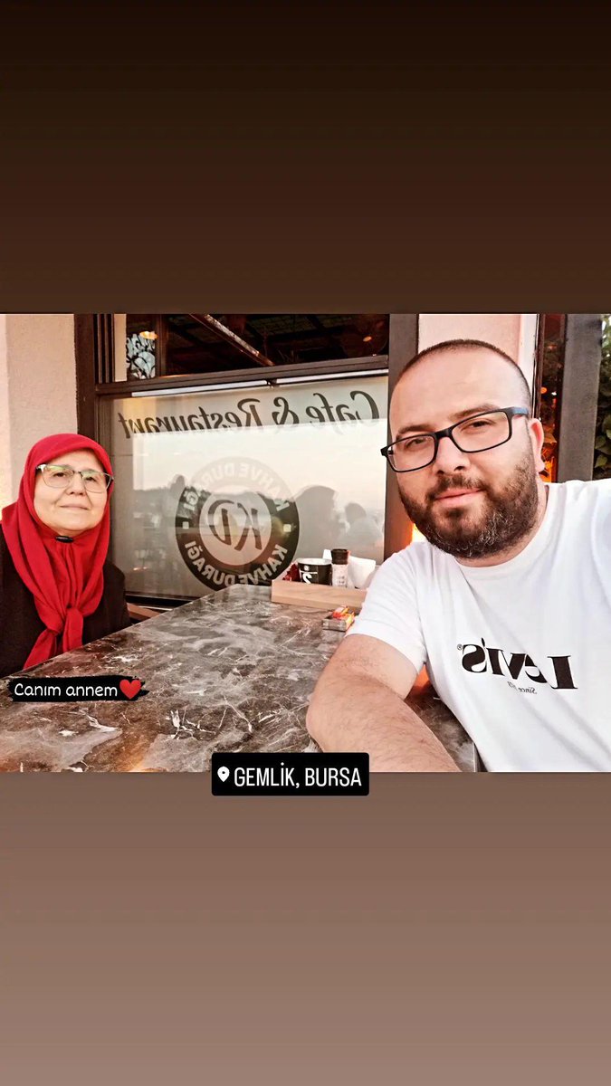 Anne duası önemli ne buyurmuş Efendimiz (sav): Cennet annelerin ayakları altındadır.