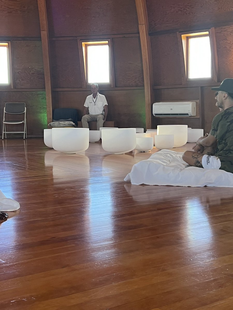 dfpittman's tweet photo. Did a very Cali thing today and it was wonderful #Integratron #soundbath #selfcare. #PeaceLoveHappiness https://t.co/5Fp1Gl56EC