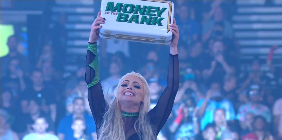 TurnHeelWres's tweet photo. Liv Morgan es Ms. Money in the Bank. 

Liv Morgan es el futuro de la división femenina de WWE.

#MITB https://t.co/tGanzzyjv5