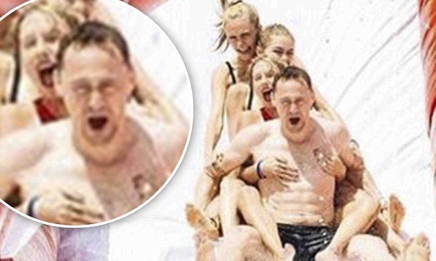 hourly tom (@houriytom) on Twitter photo 