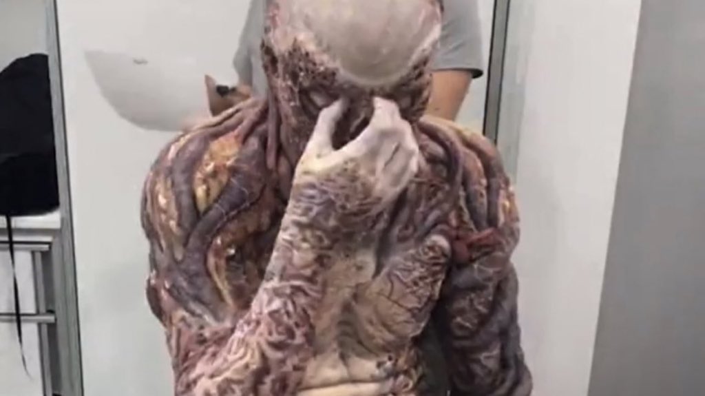 MatDuplex's tweet photo. Vecna every time he hears kate Bush 

#StrangerThings4 #StrangerThings4Vol2 https://t.co/JgSI0AIQos