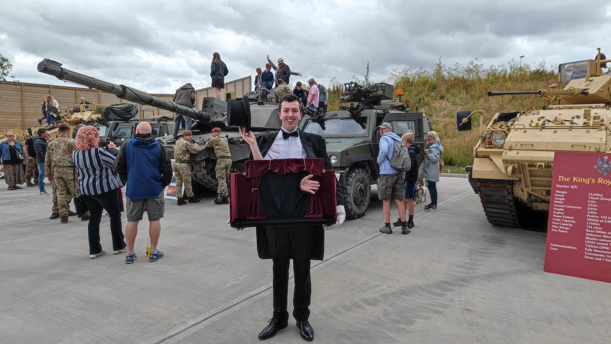 Had a great time today performing at Aliwal Barracks! Thanks to #bfbs for getting me involved 😃