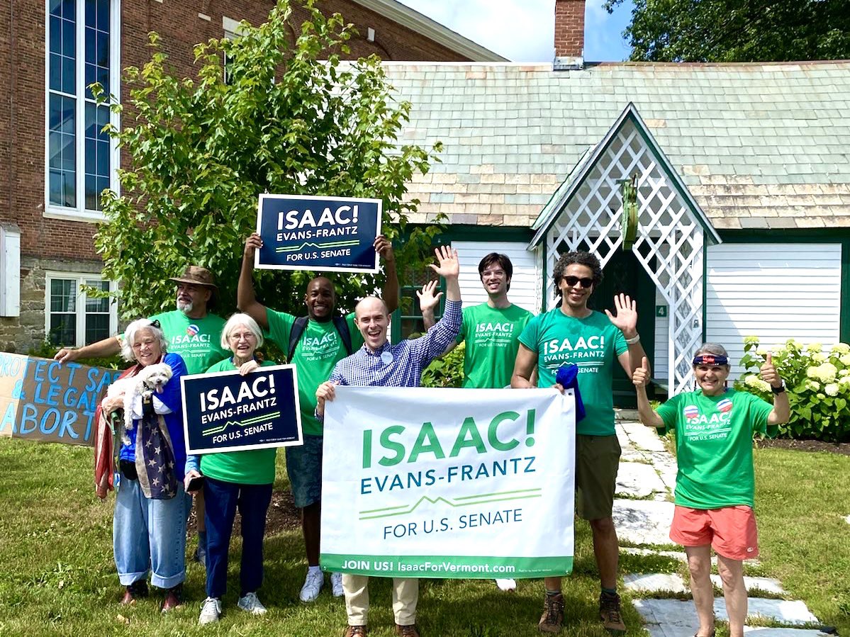 IsaacForVT's tweet photo. Today’s #IndependenceDay parade in Brandon was a success! We had a great turnout of supporters and a wonderful time connecting with voters. Catch us at the next one tomorrow in Montpelier! 🇺🇸🌍
#vtpoli #isaacforvt #isaacforsenate https://t.co/pVqjs3avPA