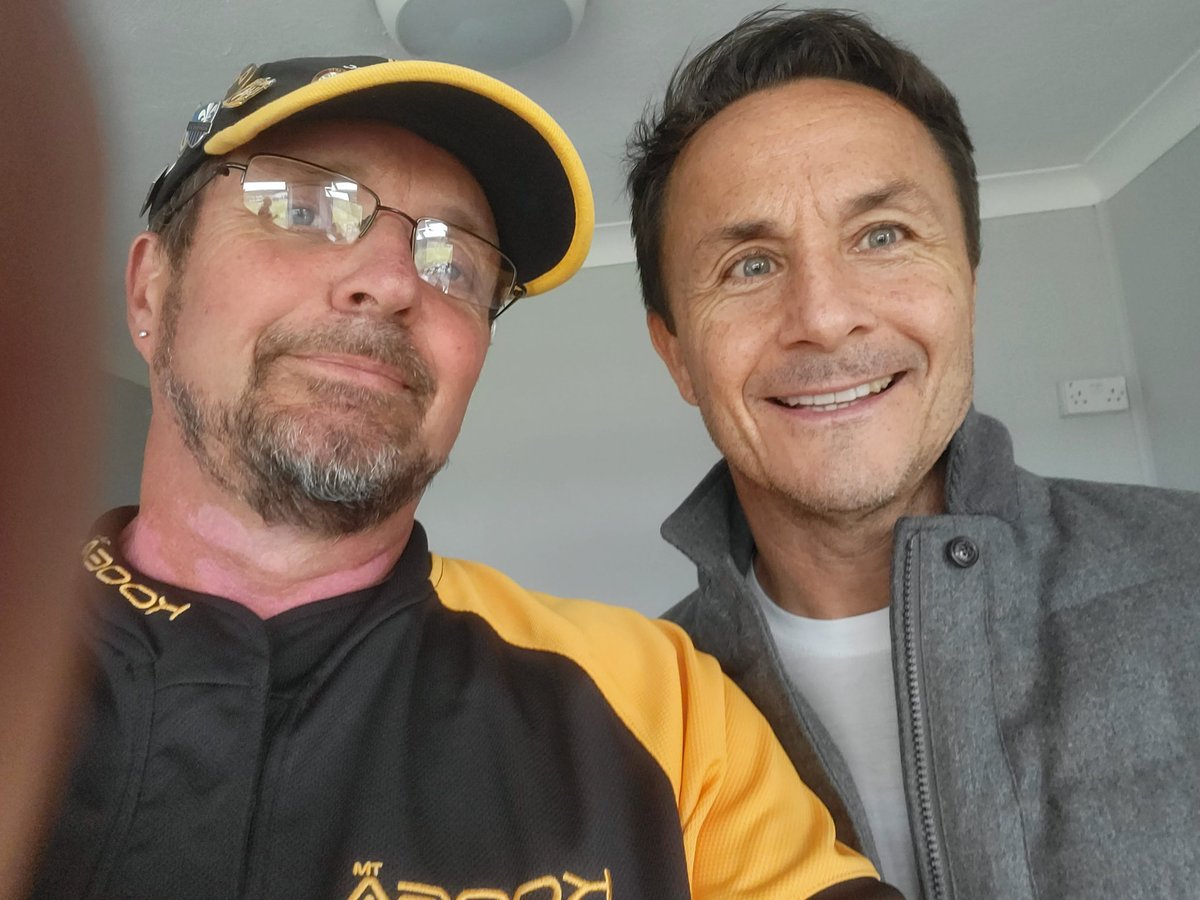Great to see Dennis Wise at Folkestone Invicta today,thanks for the photo opportunity Dennis absolutel gent! <a href="/folkestone_36/">The '36</a> <a href="/FIFC/">Folkestone Invicta</a>