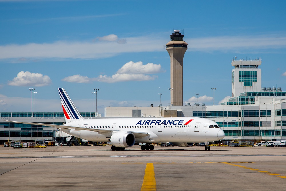 Denver Int'l Airport on Twitter "One year ago today airfrance began service to Paris, France