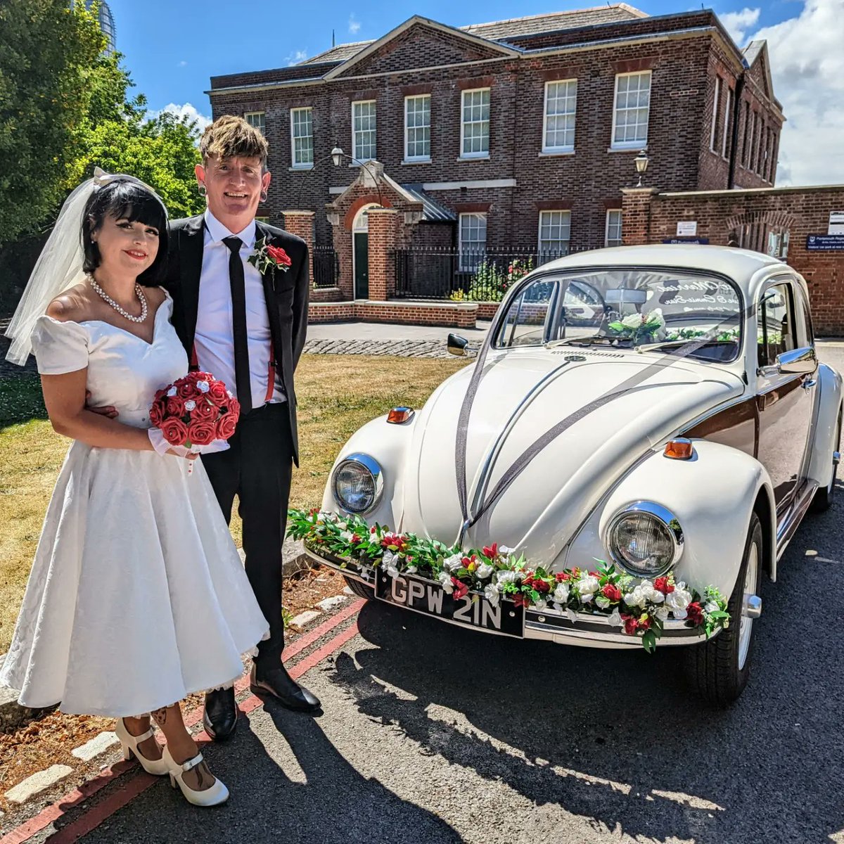 justmarriedvw's tweet image. 🥂❤️ A Big Congratulations to our gorgeous couple, Dave &amp;amp; Emmie-sian who got married today at Portsmouth Registry Office . Then alittle drive to Broad Oak Sports &amp;amp; Social Club for their reception. Thank you for having myself and Valerie be apart of your very special day.
🥂❤️