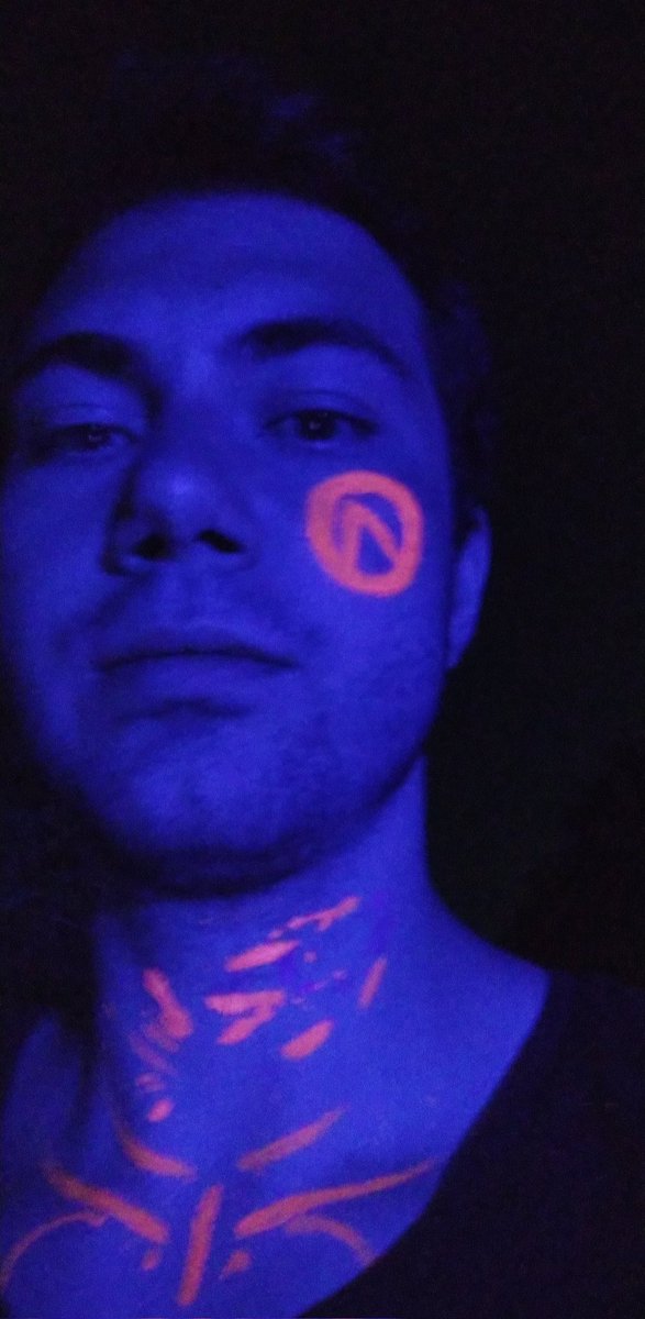 Bugün izmirdeki en vault hunter insan bendim