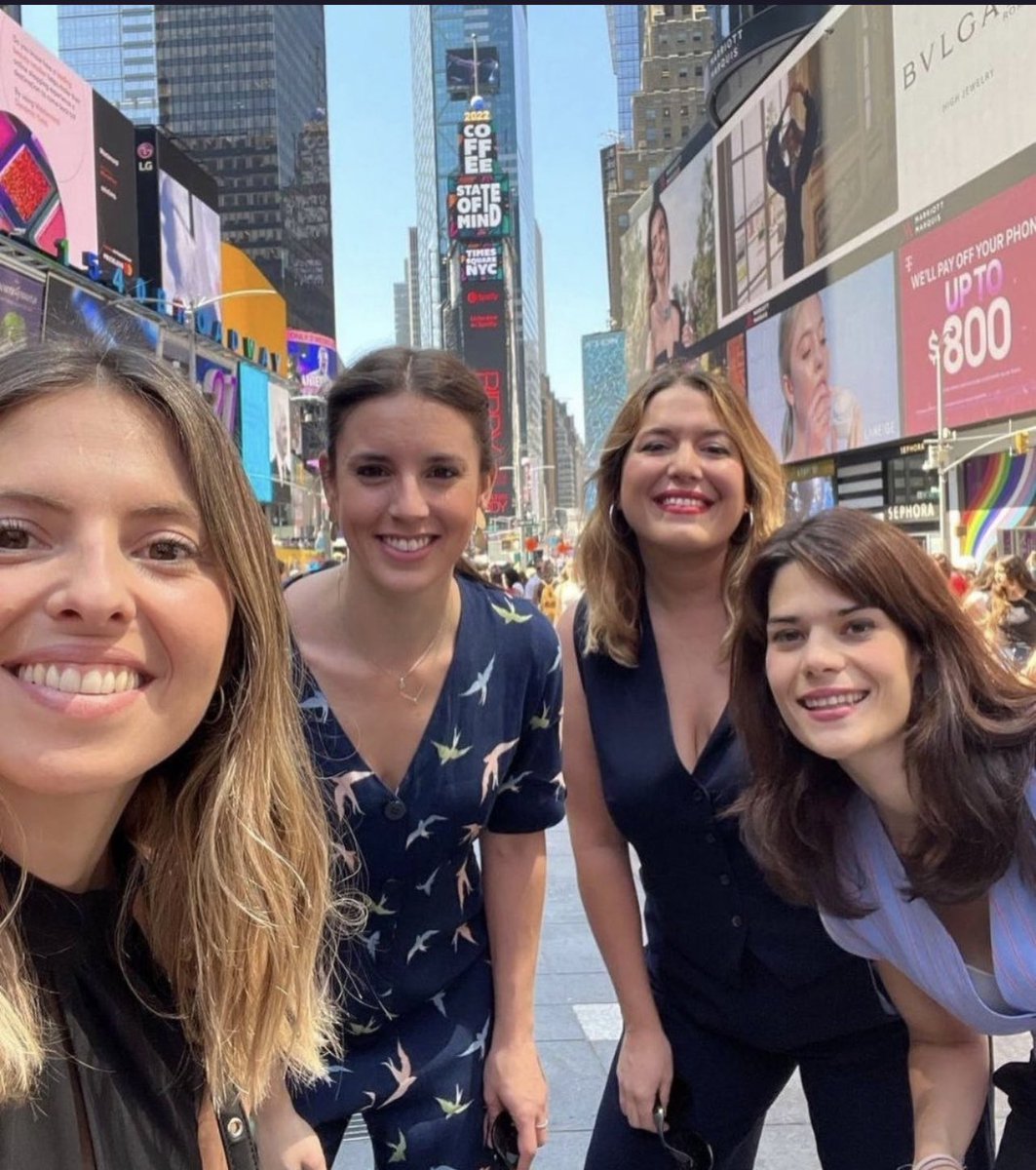 javiernegre10's tweet photo. El musical de Broadway de la chupipandi de @IreneMontero también lo pagas tú. https://t.co/EIWm3TrZoy